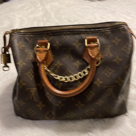 Louis Vuitton handbag - Picture 7 of 9